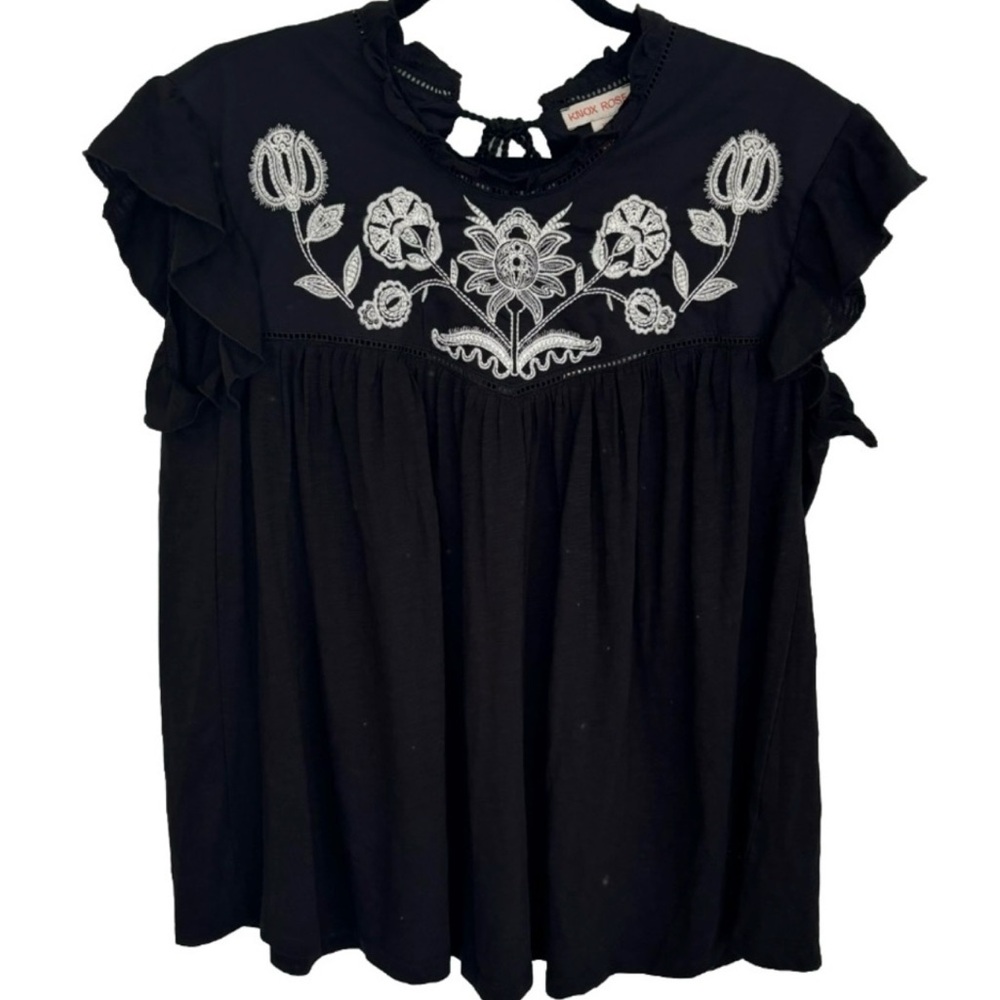 Knox Rose Flutter Short Sleeve Embroidered Black/White Top/ Size: Small